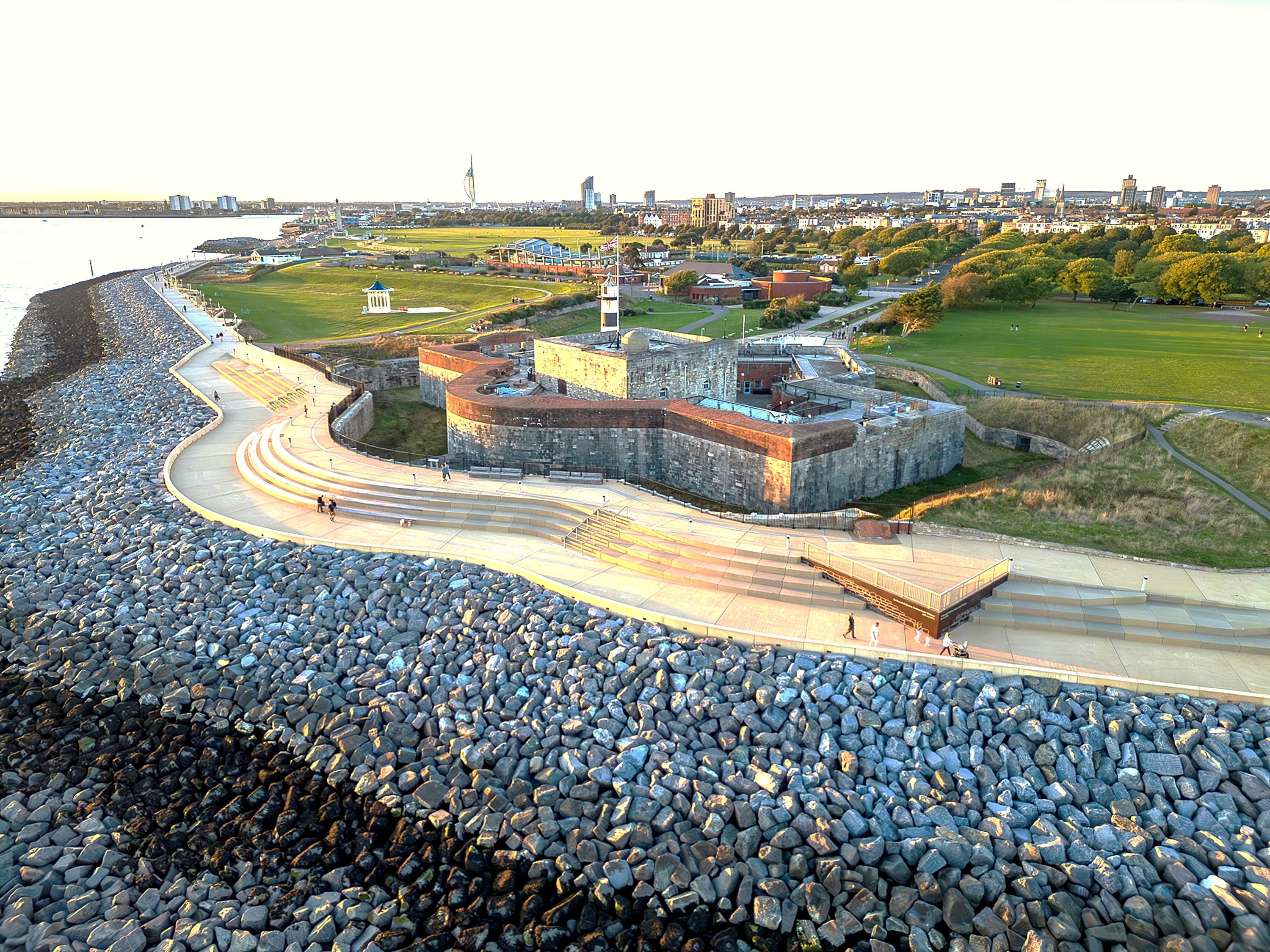 southsea02.jpg